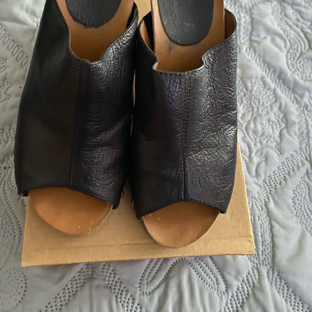 Nine West Black Mules